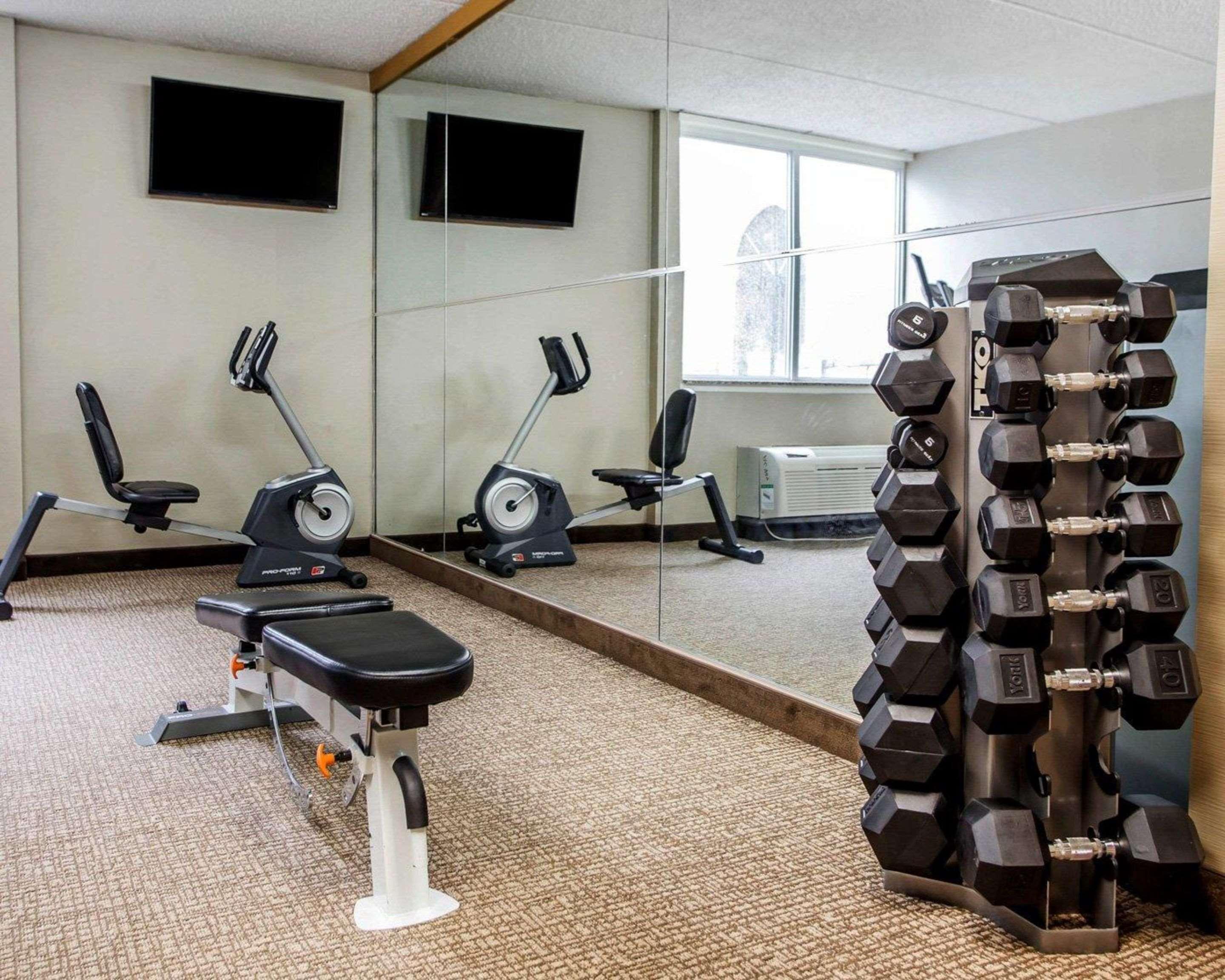 Comfort Inn Edison - New Brunswick Exteriör bild