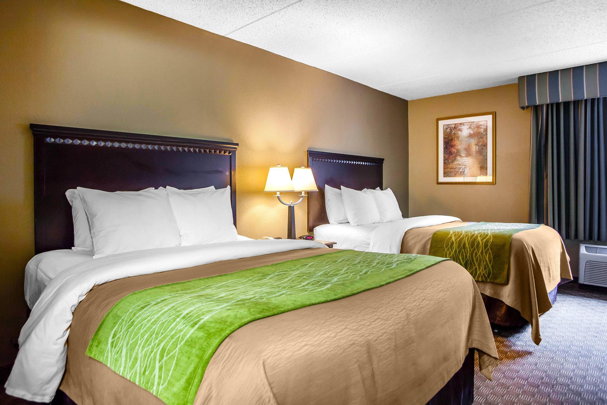 Comfort Inn Edison - New Brunswick Exteriör bild