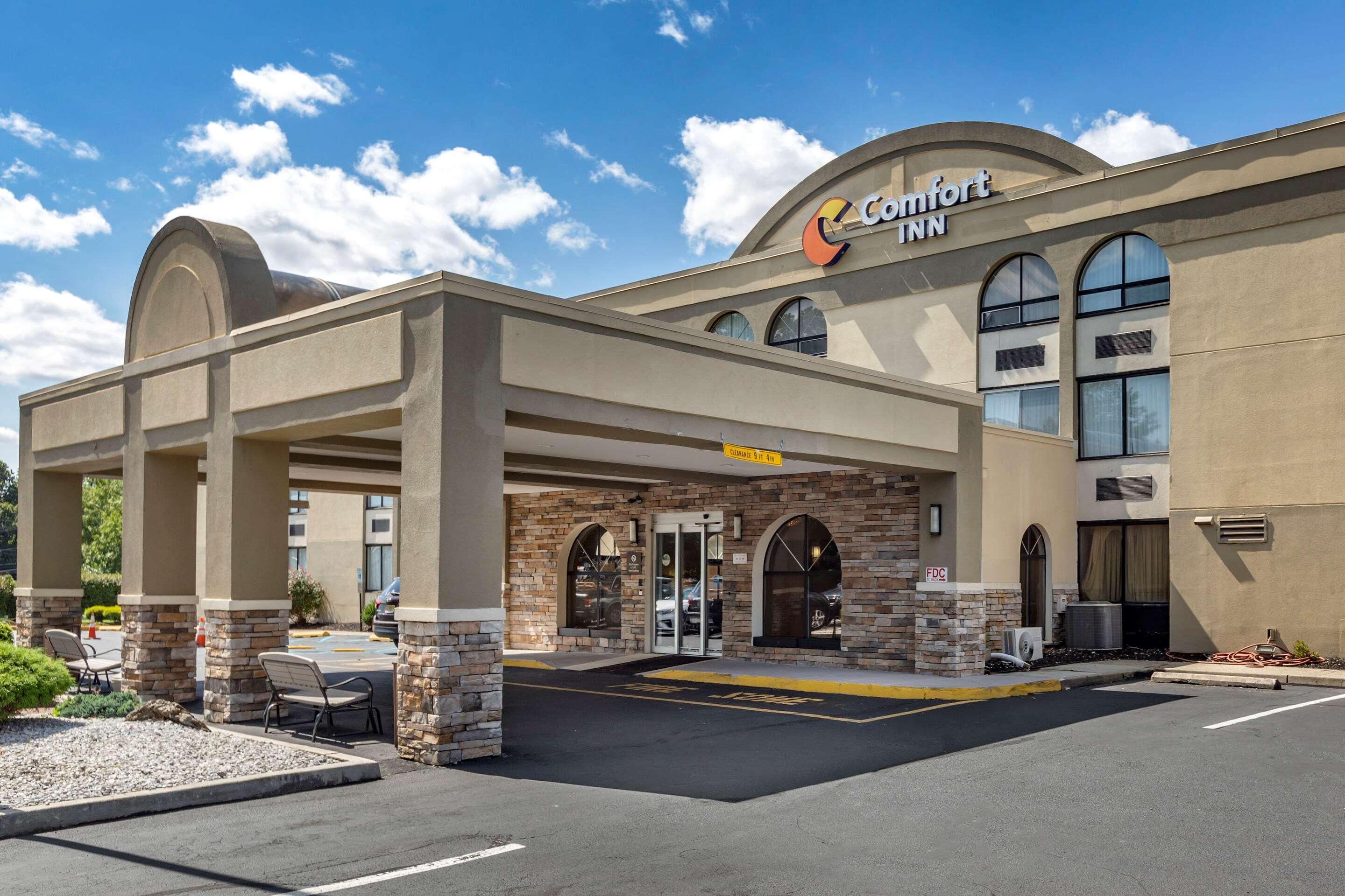 Comfort Inn Edison - New Brunswick Exteriör bild